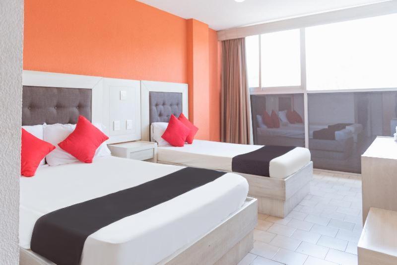 Oyo Hotel Italia 아과스칼리엔테스 객실 사진