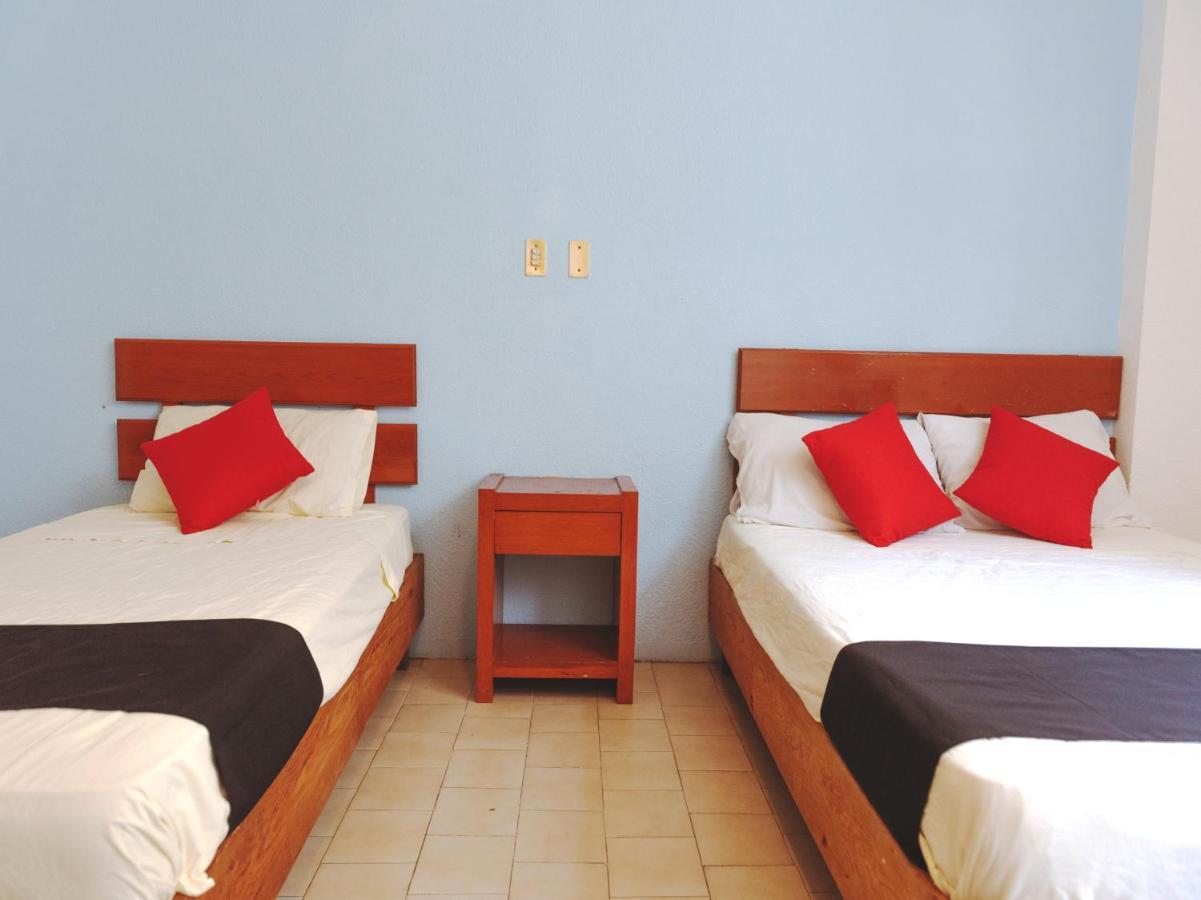 Oyo Hotel Italia 아과스칼리엔테스 외부 사진